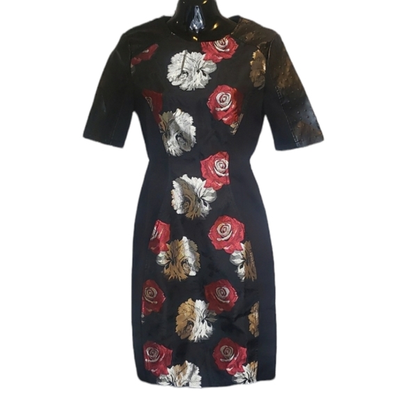 Boohoo Dresses & Skirts - Boohoo boutique floral dress sz 6